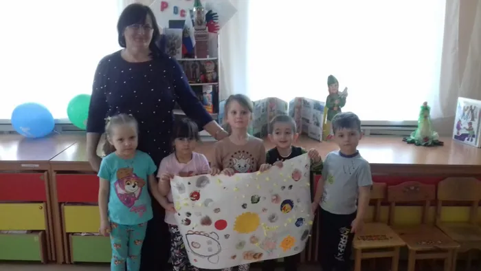 Коллаж Планеты Солнечной системы средняя группа.jpg